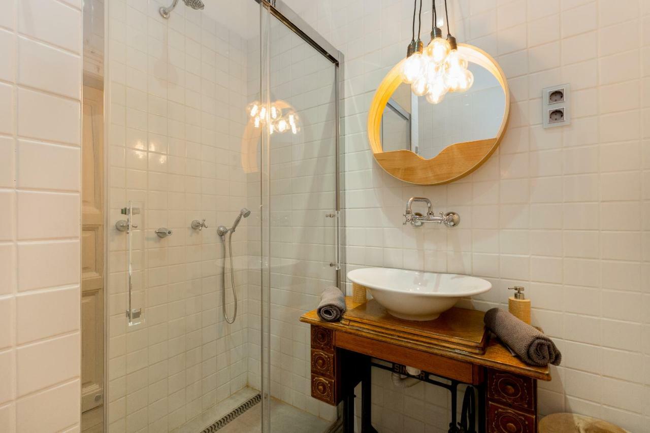 Luxury Twin 1-Bedroom In Kazinczy Street Budapest Exterior foto